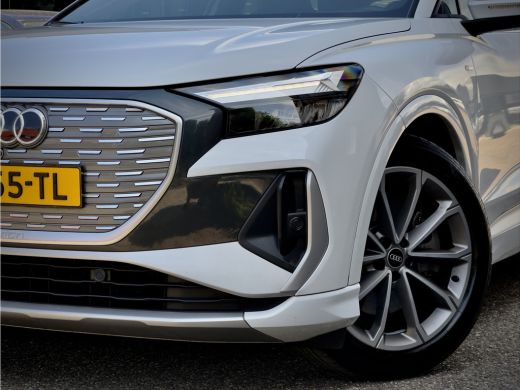 Audi Q4 e-tron 40 3xS-LINE 77 kWh 89,6%SOH LEDER 20 INCHE-LMV CAMERA-360 DIGI-DASH NAVI LED PDC ActivLease financial lease