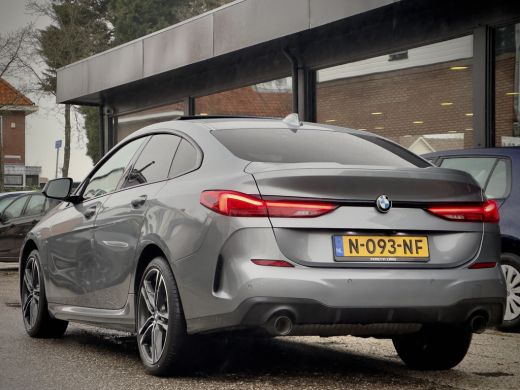 BMW 2 Serie Gran Coup&eacute; 220i AUT7 M-SPORT PANODAK SPORTLEDER NAVI CAMERA DIGI-DASH APPLE-CARPLAY LED LMV PDC ActivLease financial lease