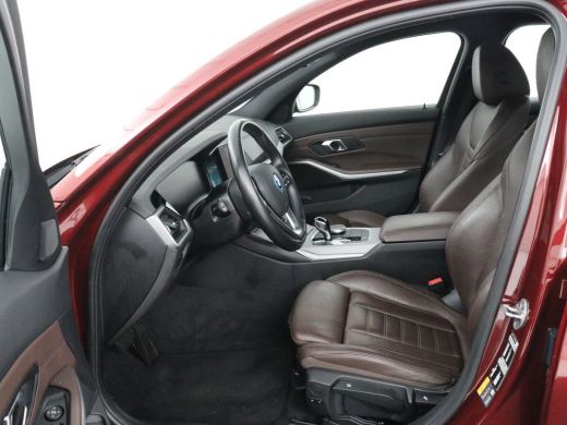 BMW 3 Serie 330e Business Edition Plus | Sportstoelen | Leder | Adaptive cruise | Stoelverwarming | Carplay |... ActivLease financial lease