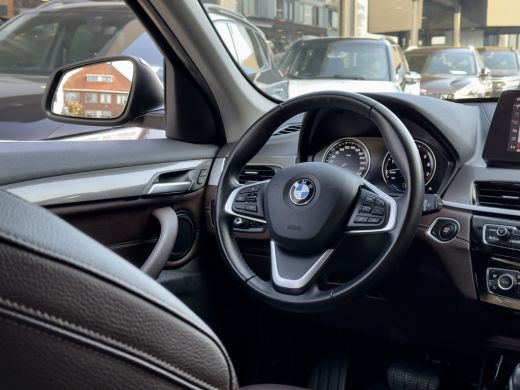 BMW X1 xDrive25e AUT6 EDITION. SPORTLEDER NAVI CAMERA APPLE-CARPLAY HEADUPP LED LMV PDC ActivLease financial lease