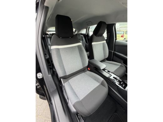 Citroën &euml;-C4 Business 50 kWh (Camera - Navigatie - Automatische Airco - Apple Carplay - Parkeersensoren) ActivLease financial lease