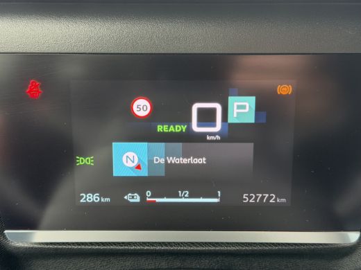 Citroën &euml;-C4 Business 50 kWh (Camera - Navigatie - Automatische Airco - Apple Carplay - Parkeersensoren) ActivLease financial lease