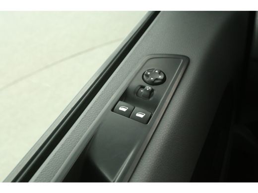 Citroën Jumpy 2.0 BlueHDI 180PK L3H1 | Aut. | Clima | Cruise | Camera | 3 Zits | Trekhaak | Carplay | LED ActivLease financial lease