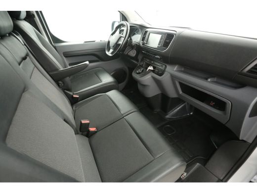 Citroën Jumpy 2.0 BlueHDI 180PK L3H1 | Aut. | Clima | Cruise | Camera | 3 Zits | Trekhaak | Carplay | LED ActivLease financial lease