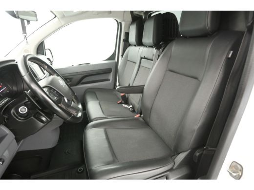 Citroën Jumpy 2.0 BlueHDI 180PK L3H1 | Aut. | Clima | Cruise | Camera | 3 Zits | Trekhaak | Carplay | LED ActivLease financial lease