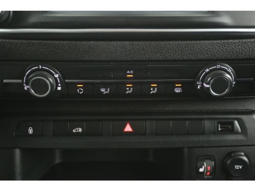 Fiat Scudo 1.5 MultiJet L3H1 | Airco | Camera | Cruise | 3 Zits | Trekhaak | Carplay | Navi | Stoelverw. ActivLease financial lease