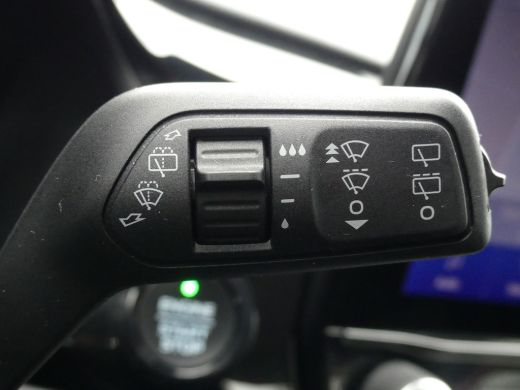 Ford Fiesta 1.0 EcoBoost Hybrid Titanium X | STOEL+STUUR+VOORRUITVERWARMING | PARKEERSENSOREN | APPLE CARPLAY... ActivLease financial lease