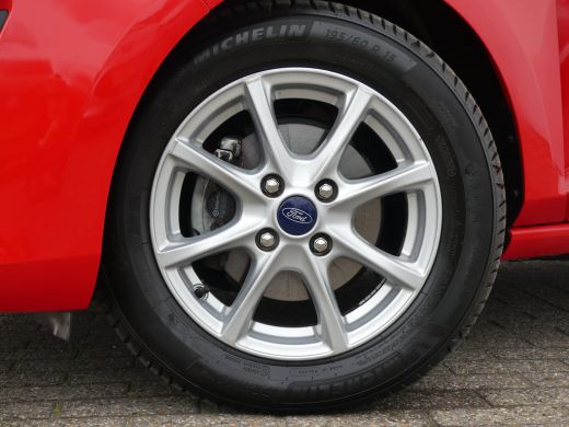 Ford Fiesta 1.0 EcoBoost Hybrid Titanium X | STOEL+STUUR+VOORRUITVERWARMING | PARKEERSENSOREN | APPLE CARPLAY... ActivLease financial lease