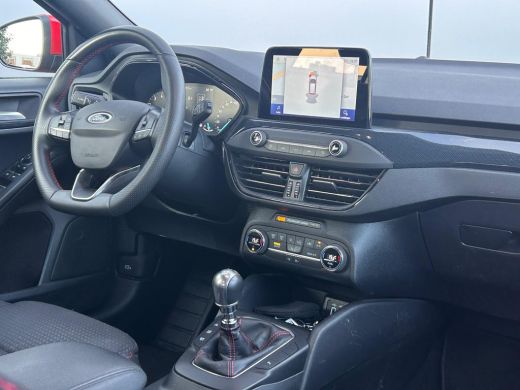 Ford Focus 1.0 EcoBoost Hybrid ST Line Business | Achteruitrijcamera | Cruise control | Navigatiesysteem ful... ActivLease financial lease