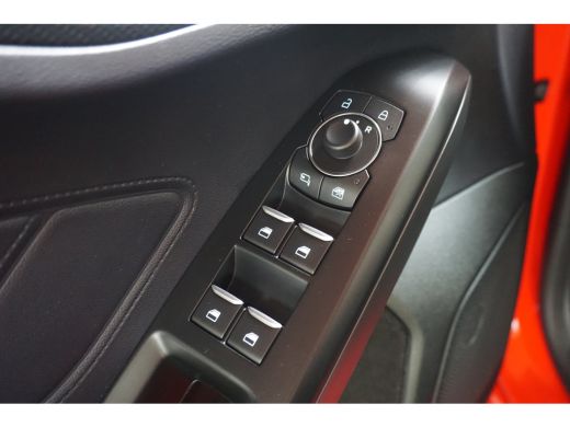Ford Focus 1.0 EcoBoost Hybrid ST Line Business | Achteruitrijcamera | Cruise control | Navigatiesysteem ful... ActivLease financial lease
