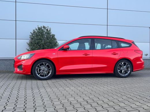 Ford Focus 1.0 EcoBoost Hybrid ST Line Business | Achteruitrijcamera | Cruise control | Navigatiesysteem ful... ActivLease financial lease