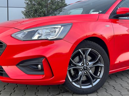 Ford Focus 1.0 EcoBoost Hybrid ST Line Business | Achteruitrijcamera | Cruise control | Navigatiesysteem ful... ActivLease financial lease