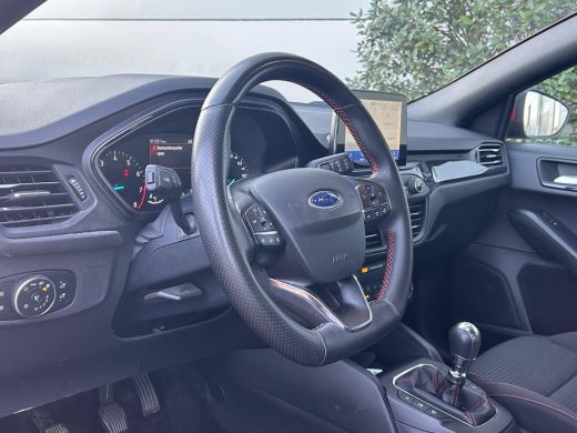 Ford Focus 1.0 EcoBoost Hybrid ST Line Business | Achteruitrijcamera | Cruise control | Navigatiesysteem ful... ActivLease financial lease