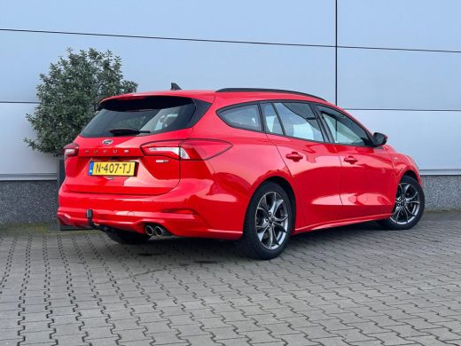 Ford Focus 1.0 EcoBoost Hybrid ST Line Business | Achteruitrijcamera | Cruise control | Navigatiesysteem ful... ActivLease financial lease
