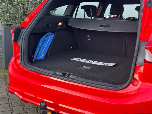 Ford Focus 1.0 EcoBoost Hybrid ST Line Business | Achteruitrijcamera | Cruise control | Navigatiesysteem ful... ActivLease financial lease