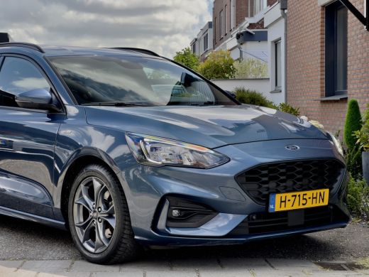 Ford Focus 1.5 AUT8 ST-LINE 150PK EcoBoost NAVI AIRCO PARK-ASSIST LED LMV PDC ActivLease financial lease