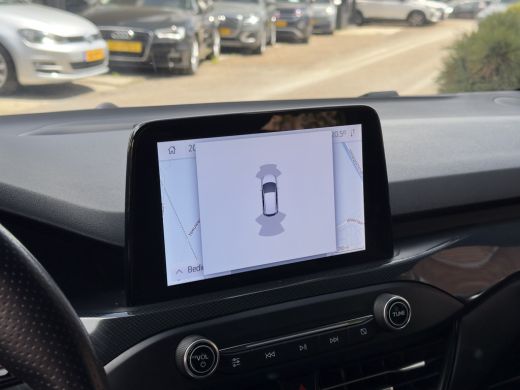 Ford Focus 1.5 AUT8 ST-LINE 150PK EcoBoost NAVI AIRCO PARK-ASSIST LED LMV PDC ActivLease financial lease