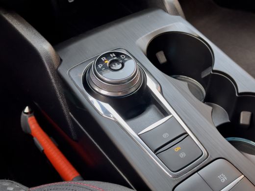 Ford Focus 1.5 AUT8 ST-LINE 150PK EcoBoost NAVI AIRCO PARK-ASSIST LED LMV PDC ActivLease financial lease