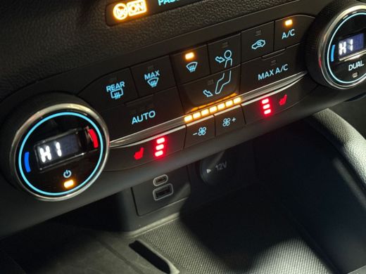 Ford Kuga Titanium X 225Pk Automaat (VIRTUAL COCKPIT, APPLE CARPLAY, GROOT NAVI, STOELVERWARMING, CAMERA, S... ActivLease financial lease