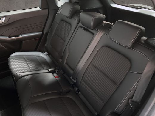 Ford Kuga Titanium X 225Pk Automaat (VIRTUAL COCKPIT, APPLE CARPLAY, GROOT NAVI, STOELVERWARMING, CAMERA, S... ActivLease financial lease