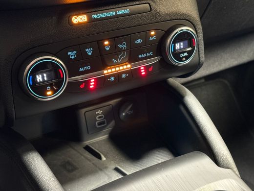 Ford Kuga Titanium X 225Pk Automaat (VIRTUAL COCKPIT, APPLE CARPLAY, GROOT NAVI, STOELVERWARMING, CAMERA, S... ActivLease financial lease