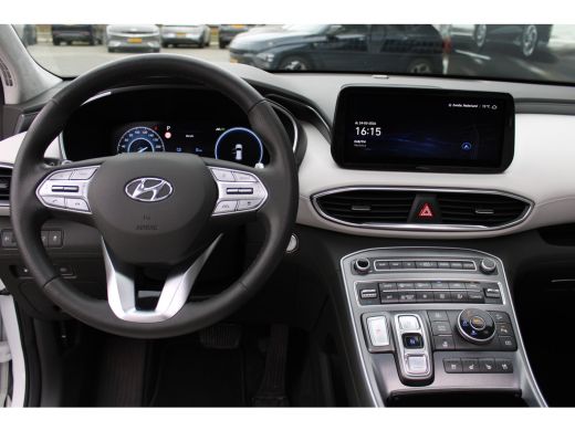 Hyundai Santa Fe 1.6 T-GDI PHEV Premium Plus Sky | Elektrisch verstelb. bestuurdersstoel met geheugen | Rondomzich... ActivLease financial lease