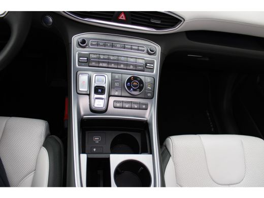 Hyundai Santa Fe 1.6 T-GDI PHEV Premium Plus Sky | Elektrisch verstelb. bestuurdersstoel met geheugen | Rondomzich... ActivLease financial lease