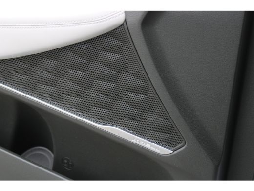 Hyundai Santa Fe 1.6 T-GDI PHEV Premium Plus Sky | Elektrisch verstelb. bestuurdersstoel met geheugen | Rondomzich... ActivLease financial lease