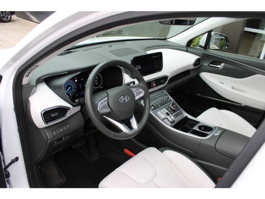 Hyundai Santa Fe 1.6 T-GDI PHEV Premium Plus Sky | Elektrisch verstelb. bestuurdersstoel met geheugen | Rondomzich... ActivLease financial lease