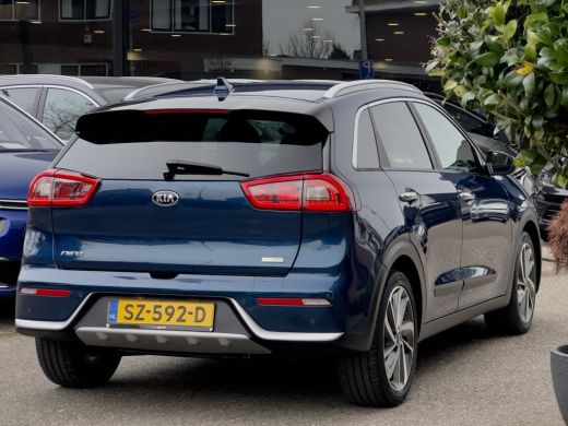Kia Niro 1.6 GDi HYBRID AUT6 DESIGN EDITION PANODAK LEDER NAVI CAMERA LED LMV PDC ActivLease financial lease