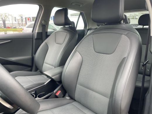 Kia Niro 1.6 GDi Hybrid DynamicLine | Keyless | Camera | Carplay | BTW ! ! | ActivLease financial lease