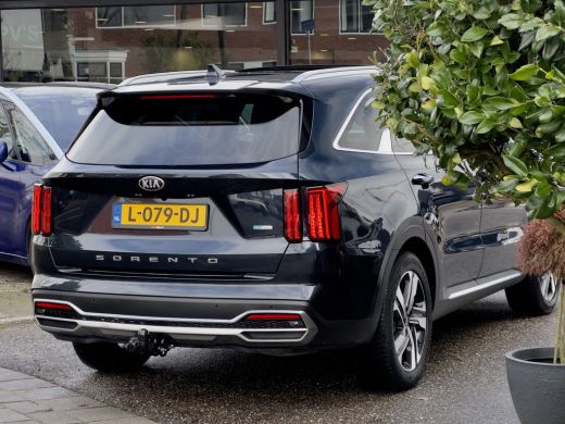 Kia Sorento 1.6 T-GDI AUT6 HYBRID 7PRS EXECUTIVE-LINE PANODAK DESIGNO-LEDER NAVI CAMERA DIGI-DASH APPLE-CARPL... ActivLease financial lease