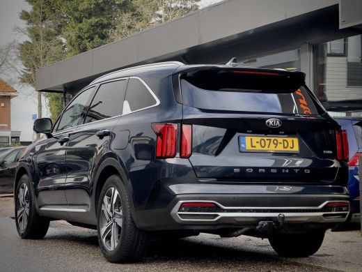 Kia Sorento 1.6 T-GDI AUT6 HYBRID 7PRS EXECUTIVE-LINE PANODAK DESIGNO-LEDER NAVI CAMERA DIGI-DASH APPLE-CARPL... ActivLease financial lease