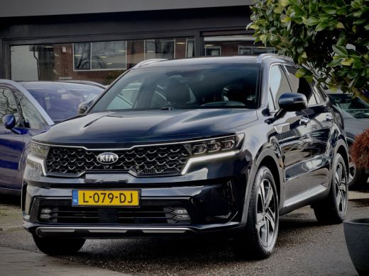 Kia Sorento 1.6 T-GDI AUT6 HYBRID 7PRS EXECUTIVE-LINE PANODAK DESIGNO-LEDER NAVI CAMERA DIGI-DASH APPLE-CARPL... ActivLease financial lease