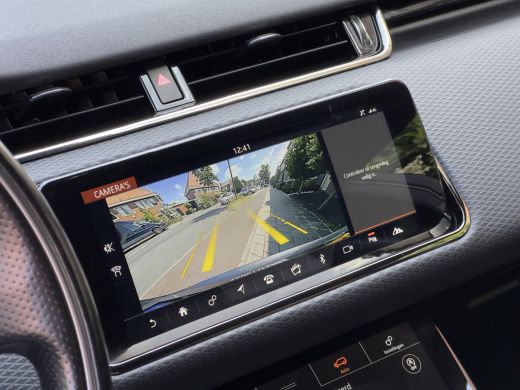 Land Rover Range Rover Evoque 1.5 P300e AWD AUT8 R-DYNAMIC BLACK-EDITION PANODAK LEDER NAVI CAMERA DIGI-DASH LED 20 INCH-LMV PDC ActivLease financial lease