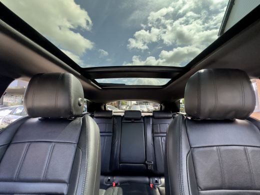 Land Rover Range Rover Evoque 1.5 P300e AWD AUT8 R-DYNAMIC BLACK-EDITION PANODAK LEDER NAVI CAMERA DIGI-DASH LED 20 INCH-LMV PDC ActivLease financial lease