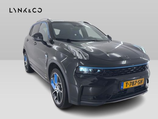 Lynk & Co 01 1.5 262pk PHEV Zwarte Hemel 360&deg; Pano.dak Trekhaak tegen meerprijs ActivLease financial lease