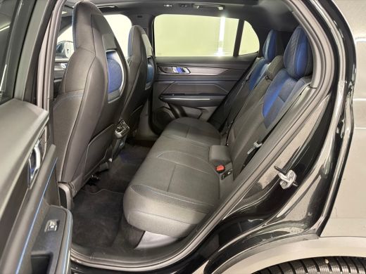 Lynk & Co 01 1.5 262pk PHEV Zwarte Hemel 360&deg; Pano.dak Trekhaak tegen meerprijs ActivLease financial lease