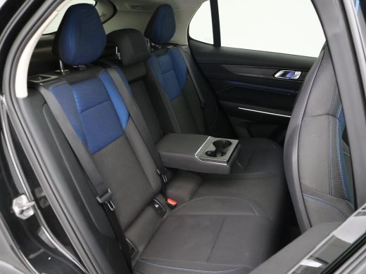 Lynk & Co 01 1.5 PLUG-IN 261 PK AUT. + PANORAMA | INFINTY AUDIO | ADAPTIVE CRUISE | CAMERA | 20 INCH | SFEERVE... ActivLease financial lease