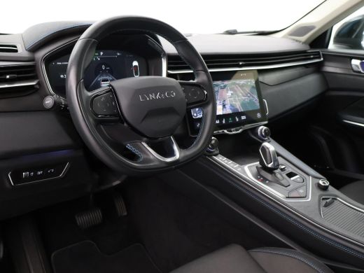 Lynk & Co 01 1.5 PLUG-IN 261 PK AUT. + PANORAMA | INFINTY AUDIO | ADAPTIVE CRUISE | CAMERA | 20 INCH | SFEERVE... ActivLease financial lease