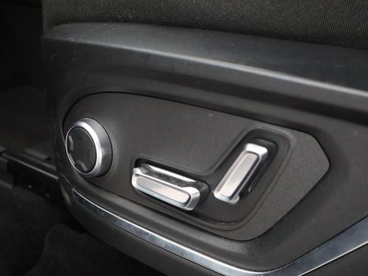 Lynk & Co 01 1.5 PLUG-IN 261 PK AUT. + PANORAMA | INFINTY AUDIO | ADAPTIVE CRUISE | CAMERA | 20 INCH | SFEERVE... ActivLease financial lease