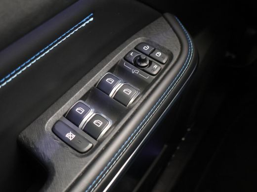 Lynk & Co 01 1.5 PLUG-IN 261 PK AUT. + PANORAMA | INFINTY AUDIO | ADAPTIVE CRUISE | CAMERA | 20 INCH | SFEERVE... ActivLease financial lease