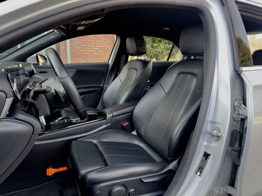 Mercedes-Benz A-Klasse 180 AUT7 LIMOUSINE SOLUTION LEDER NAVI CAMERA DIGI-DASH PDC LED LMV ActivLease financial lease