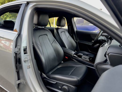 Mercedes-Benz A-Klasse 180 AUT7 LIMOUSINE SOLUTION LEDER NAVI CAMERA DIGI-DASH PDC LED LMV ActivLease financial lease