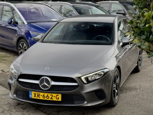 Mercedes-Benz A-Klasse 180D AUT AMG-LINE SPORTLEDER NAVI CAMERA LMV PDC ActivLease financial lease