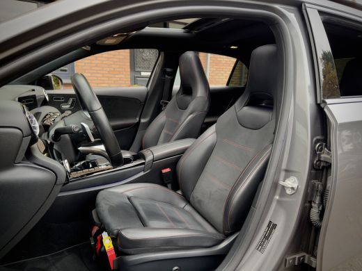 Mercedes-Benz A-Klasse 220 AUT7 35AMG-PAKKET 285PK PANODAK LEDER CAMERA DIGI-DASH APPLE-CARPLAY LED LMV-19INCHE PDC ActivLease financial lease