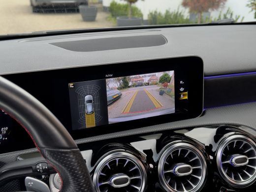 Mercedes-Benz A-Klasse 220 AUT7 35AMG-PAKKET 285PK PANODAK LEDER CAMERA DIGI-DASH APPLE-CARPLAY LED LMV-19INCHE PDC ActivLease financial lease