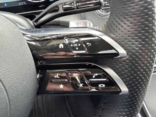 Mercedes-Benz GLC 400e 4Matic AMG 381pk // Panorama dak // Trekhaak // Rijassistentiepakket // Distronic // 360 Cam... ActivLease financial lease