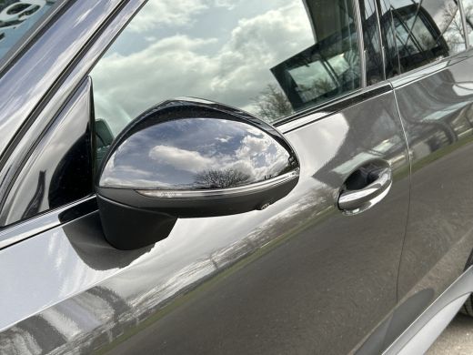 Mercedes-Benz GLC 400e 4Matic AMG 381pk // Panorama dak // Trekhaak // Rijassistentiepakket // Distronic // 360 Cam... ActivLease financial lease