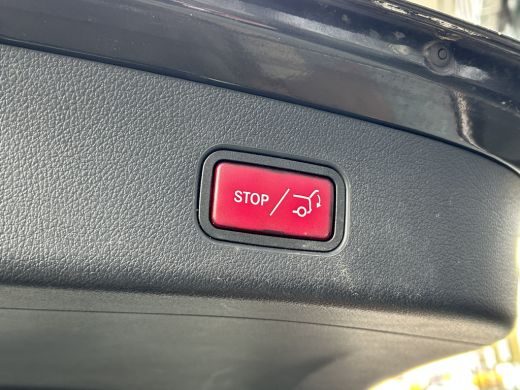 Mercedes-Benz GLC 400e 4Matic AMG 381pk // Panorama dak // Trekhaak // Rijassistentiepakket // Distronic // 360 Cam... ActivLease financial lease